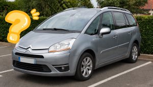 C4 Picasso garée sur un parking